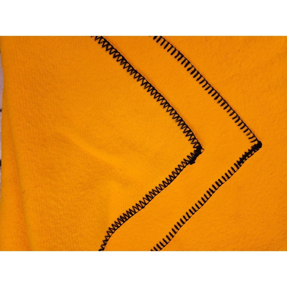 Vintage Faribo Fluff-Loomed Wool Blanket RARE Yellow Black Whipstitch 48x60 USA - Picture 3 of 5